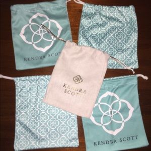 5 Kendra Scott jewelry dust bags
